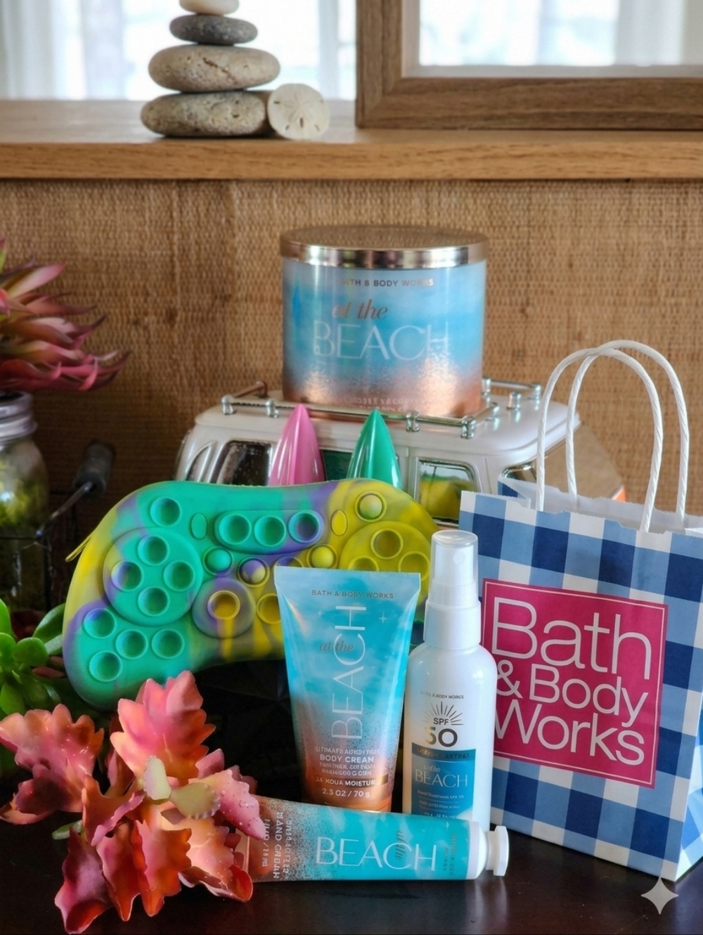 Bath & Body Works At the Beach Sun Care Collection - Travel Bag